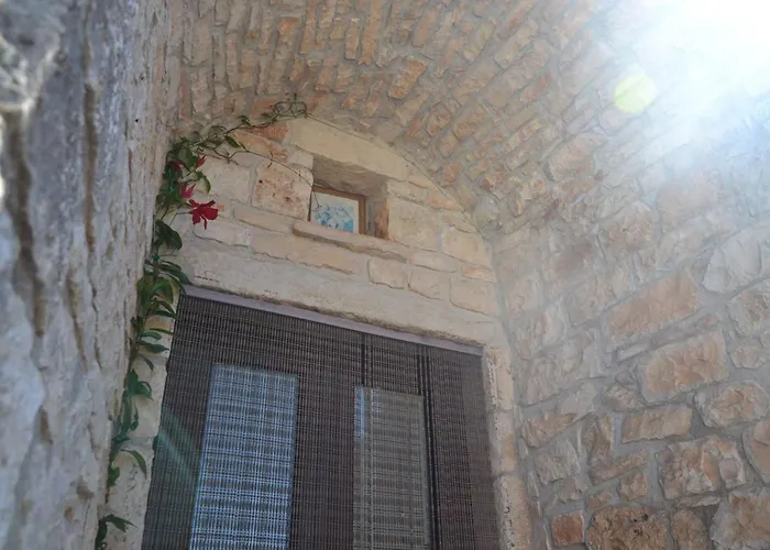 Masseria Montanaro *